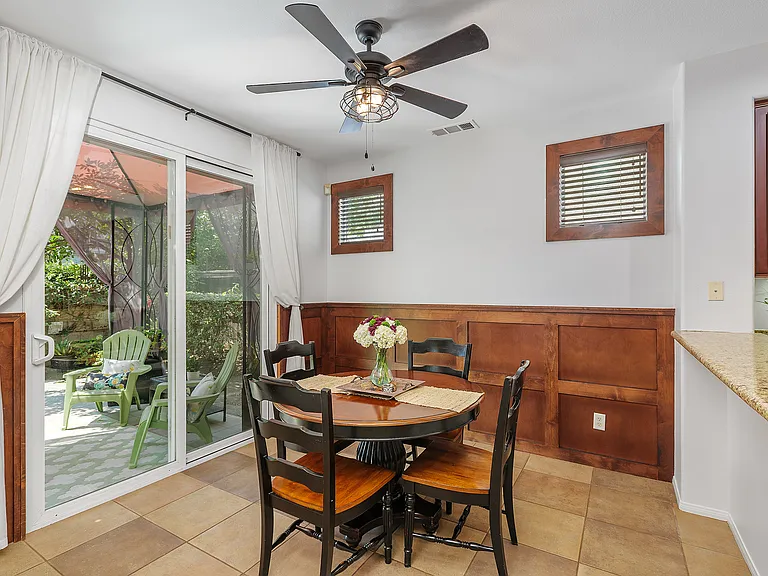 35839 Crickhowell Ave — Photo 10
