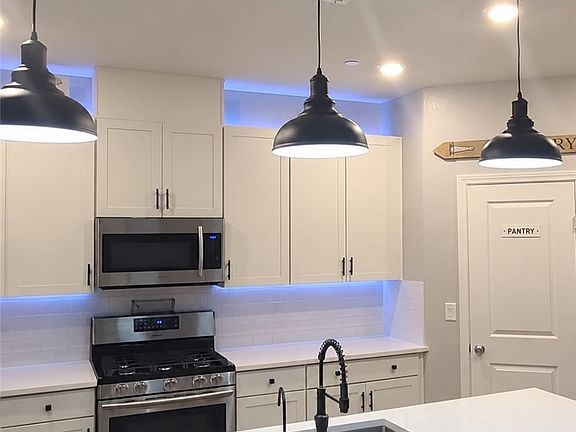 3rd image of 2881 Rolling Brook Pl