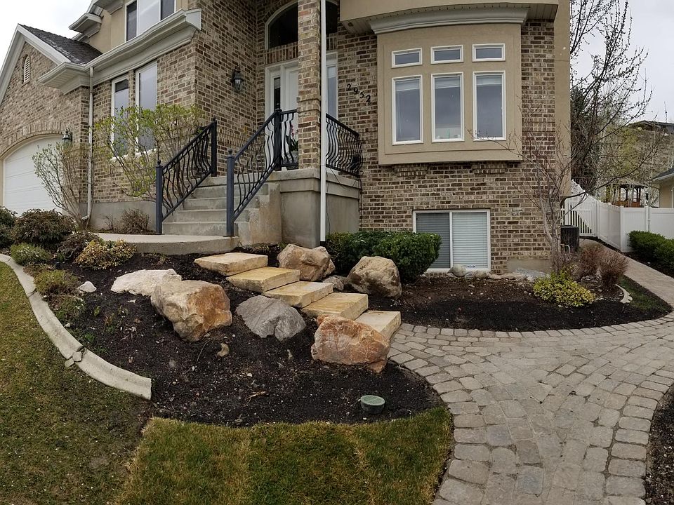 1st image of 2952 E Caitland Ct #B