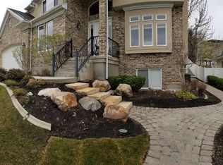 2952 E Caitland Ct #B, Salt Lake City, UT 84121