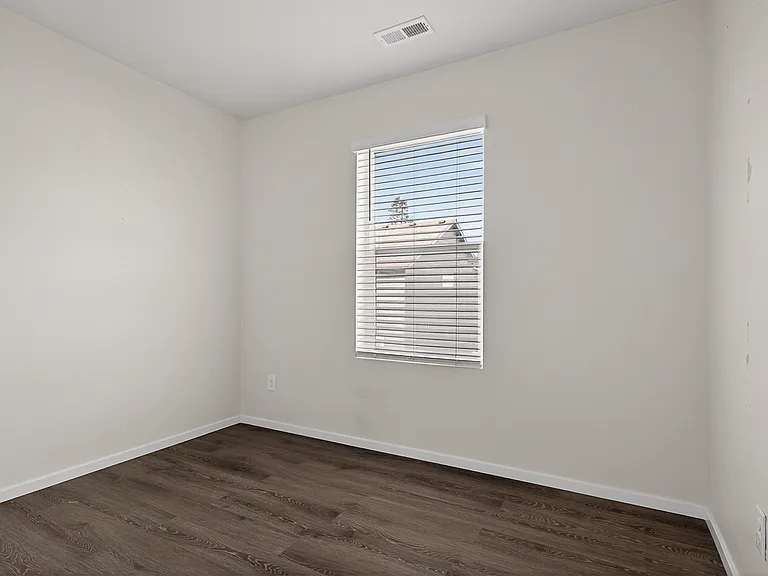 1007 N Viewmont Rd — Photo 26