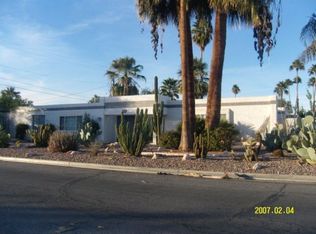 3686 E Sunny Dunes Rd, Palm Springs, CA 92264