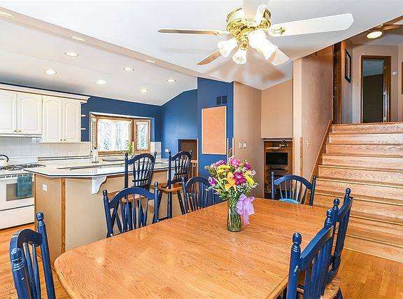 4th image of 7831 Whittington Dr