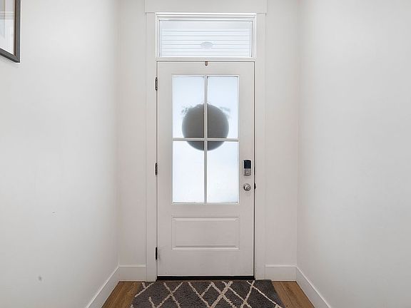 3rd image of 166 Colene Dr