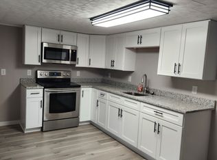 1808 Mountain Rd, Hamburg, PA 19526