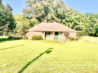 126 Linda Jo Dr, Richland, MS 39218