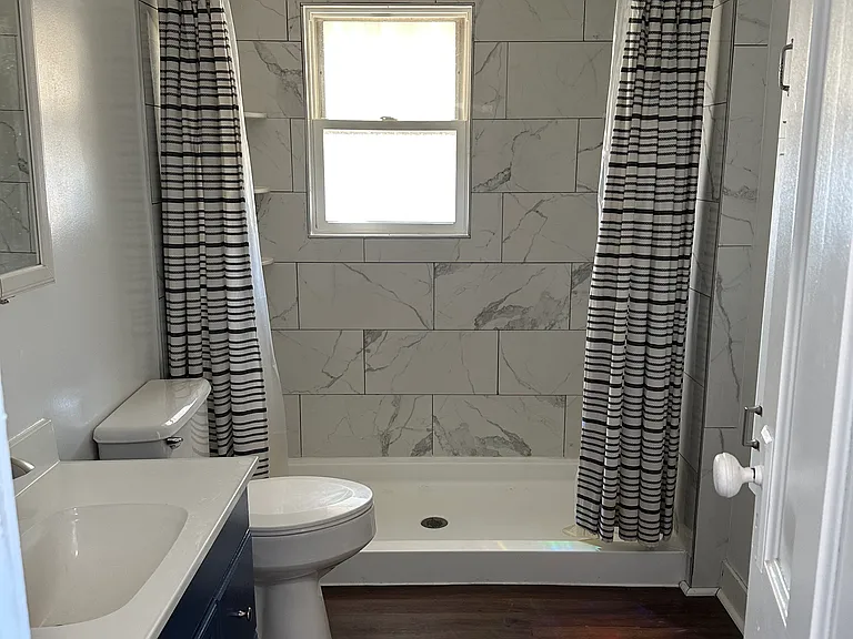 2210 S 17th St — Photo 24
