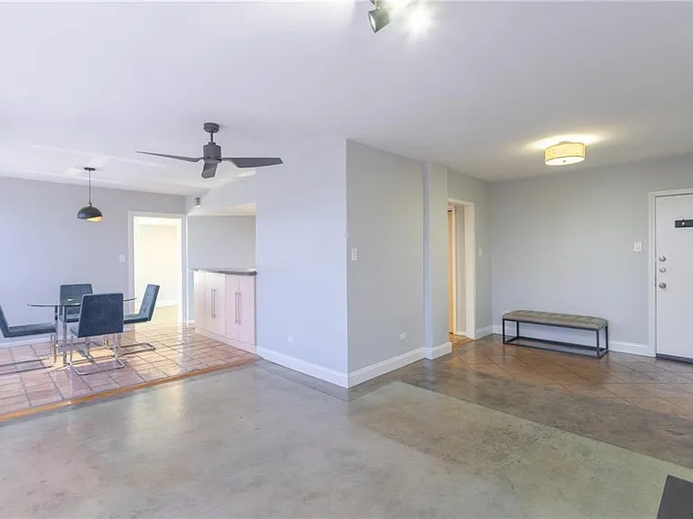 1212 Guadalupe St #705 — Photo 5