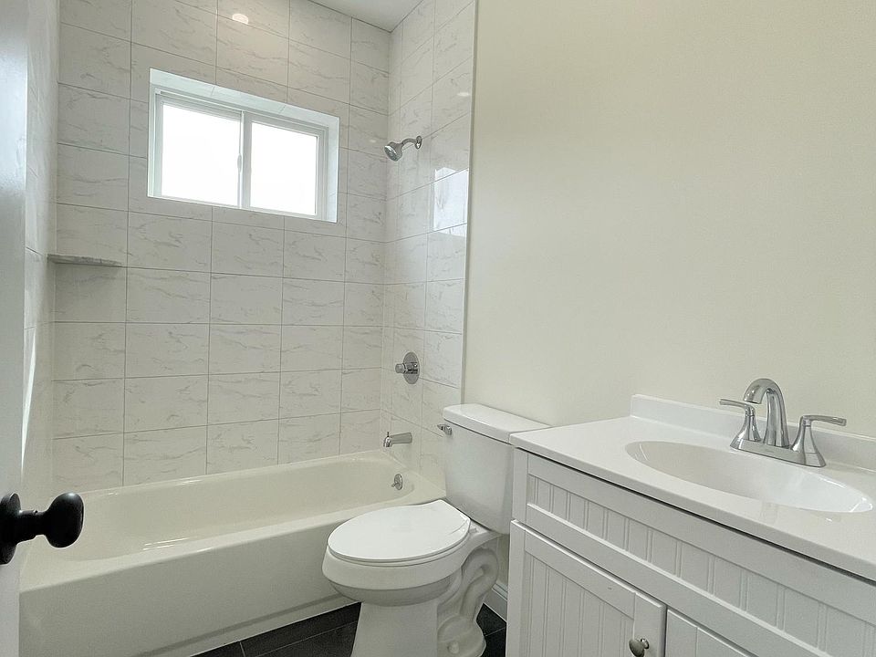 1st image of 66 Ebony St Floor 2