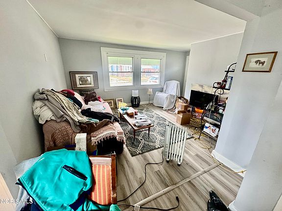3rd image of 5702 Edgewater Dr