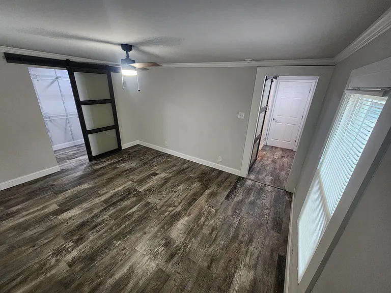 419 Gaston Ave — Photo 7