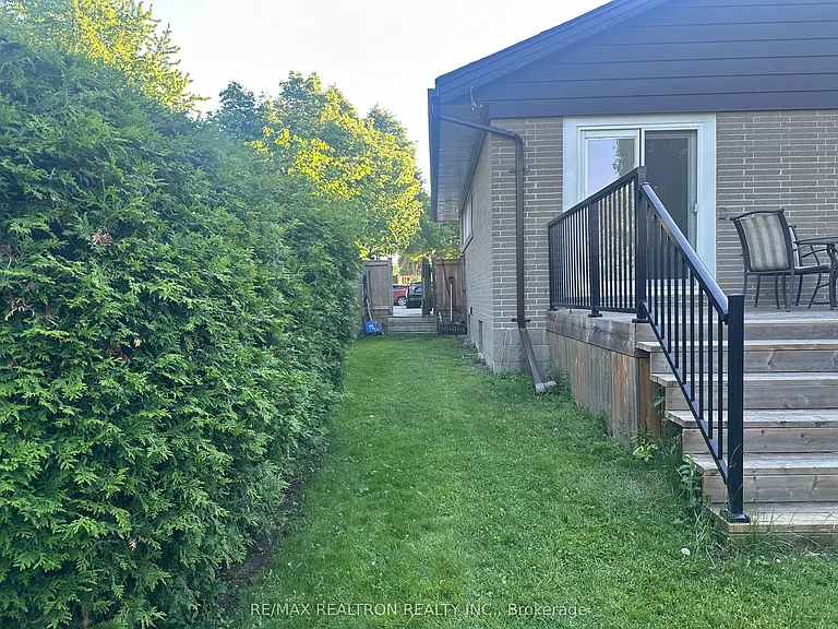 135 Treverton Dr #MAIN — Photo 21
