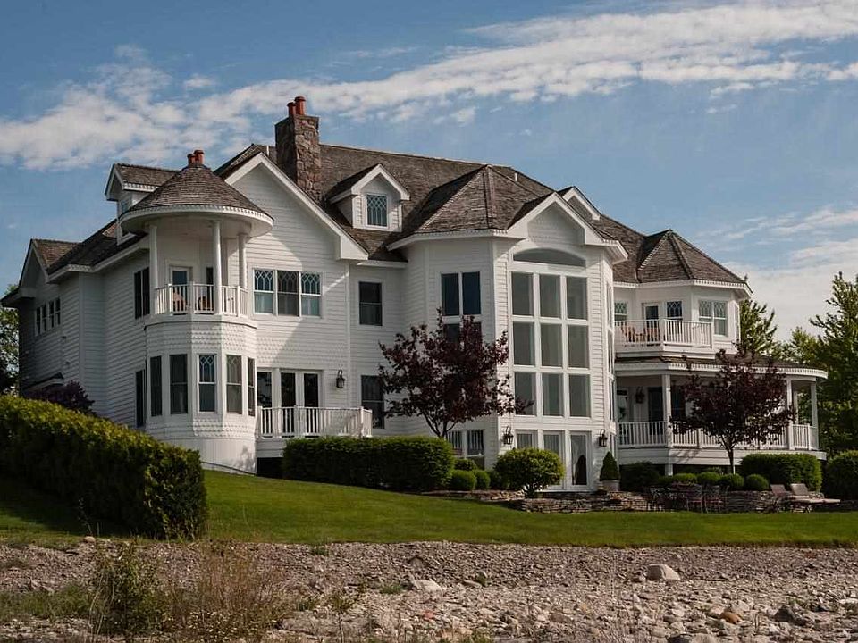 4250 Peninsula Dr, Petoskey, MI 49770 Zillow