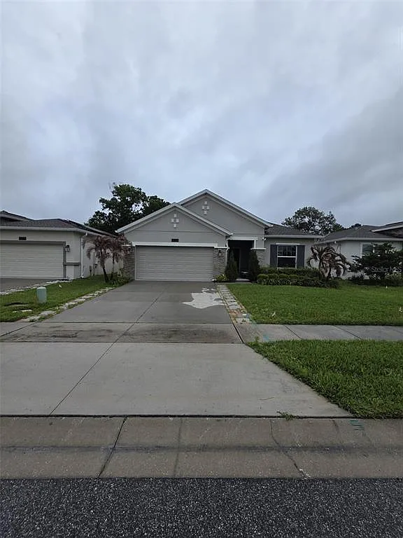 Building Photo - 5574 Bakewell Pl