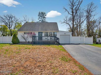 11 Red Fox Drive, Albany, NY, 12205