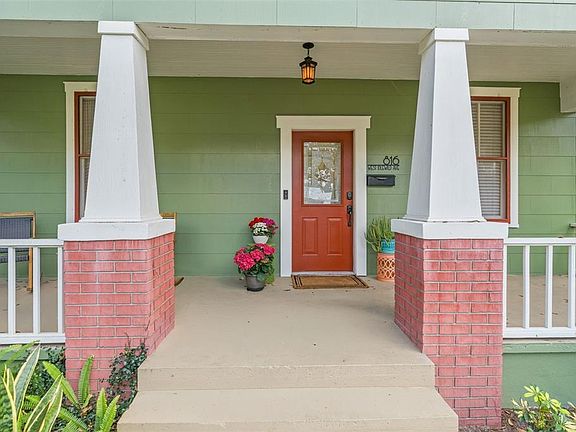 2nd image of 816 W IDLEWILD AVENUE