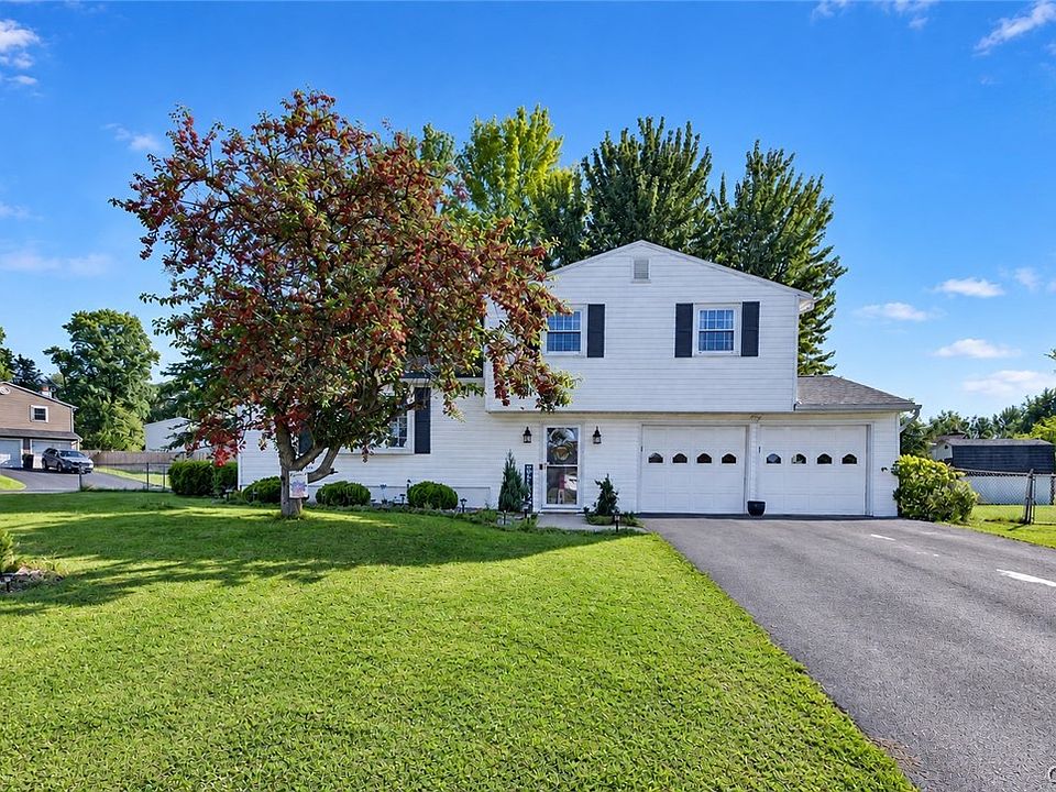 1st image of 8162 Adamello Cir