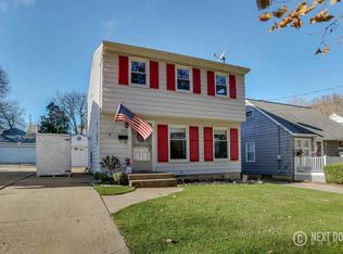 1461 Diamond Ave NE, Grand Rapids, MI 49505