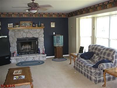 Spacious Family Room