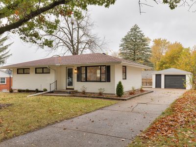 4904 Walnut Dr, Pleasant Hill, IA, 50327