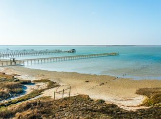 139 Dockside Dr, Rockport, TX 78382
