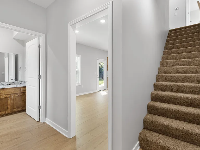 107 Allen Dr — Photo 21