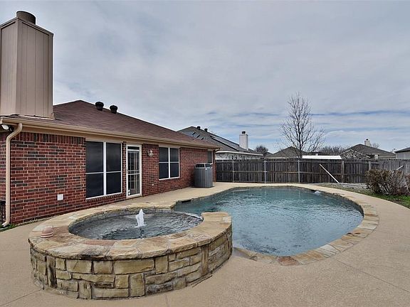 2nd image of 8559 Garden Springs Dr