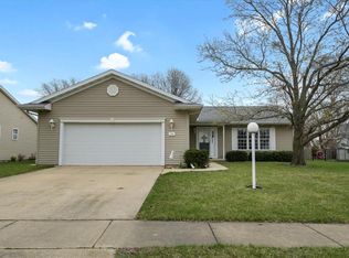 702 Brittany Dr, Champaign, IL