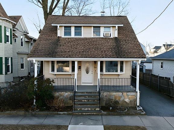 2nd image of 232 Massachusetts Ave