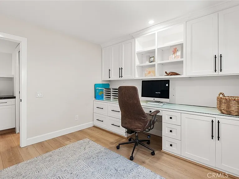 24701 Nympha Dr — Photo 64