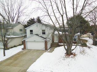 361 Shelburne Dr, Carol Stream, IL 60188