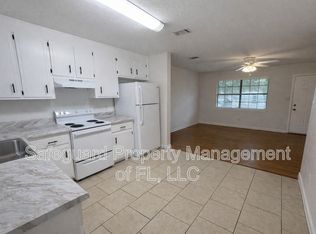 4185 Ravenwood Dr, Pace, FL 32571