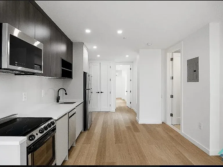 3216 Glenwood Rd #3C — Photo 5
