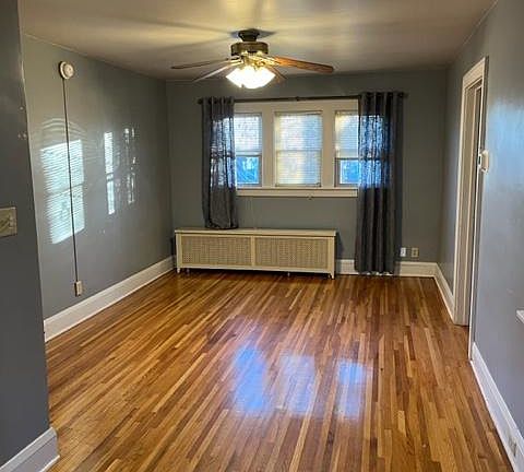 2nd image of 3015 35th Ave S #2