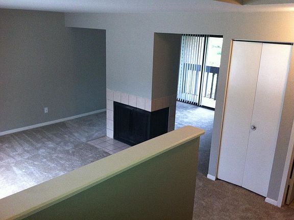 4th image of 12364 Turtle Creek Ct