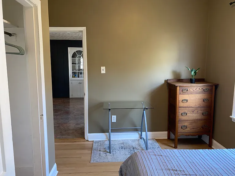 12 E Shelby St #2 — Photo 8