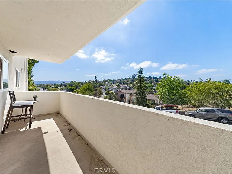 806 E 4th Ave #9 — Photo 13