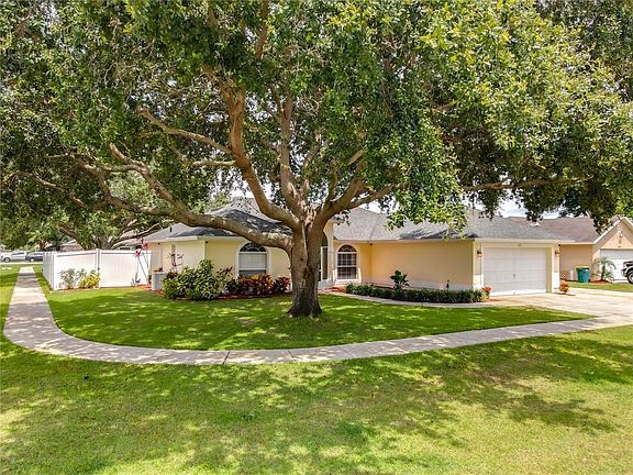 5th image of 3631 Park Green Ct
