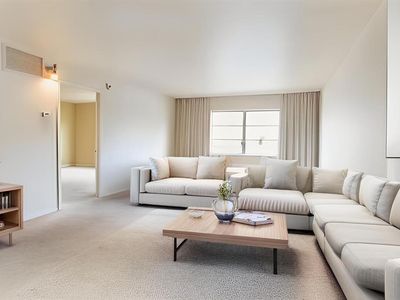 12 NE 19th Ct #112A, Fort Lauderdale, FL, 33305