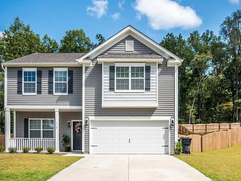 716 Soldier Gray Ln — Photo 1
