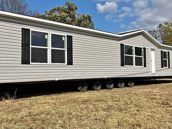 120 Bedford Falls Dr