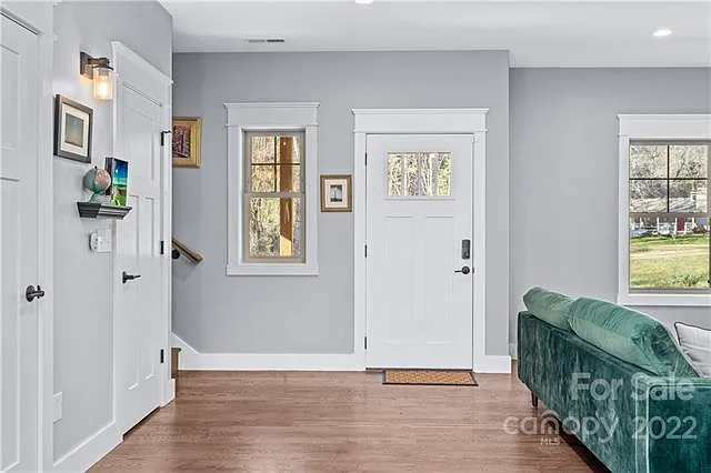 5 Feather Ridge Rd — Photo 9