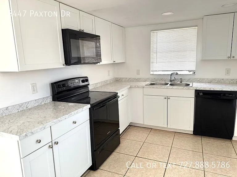 8447 Paxton Dr — Photo 13