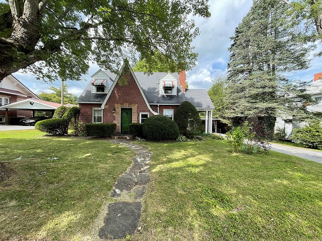 1102 Ritchie St, Princeton, WV 24740 Zillow