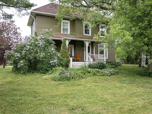 2nd image of 122 Seymour St W