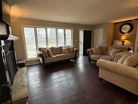 4th image of 1731 Pearlview Ct