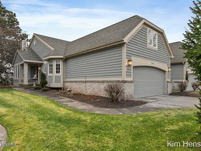 7649 Greenbrier Dr NE, Rockford, MI, 49341
