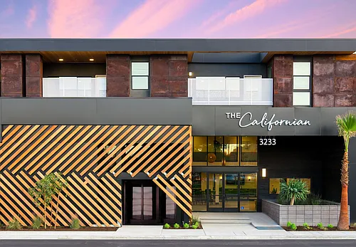 The Californian Coastal Apartments Photo 1