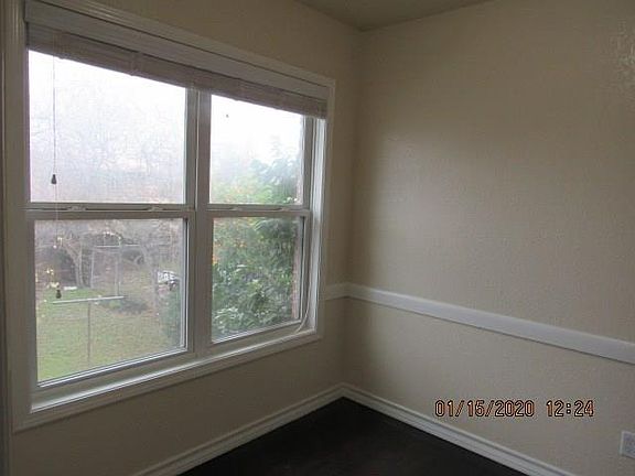 5th image of 621 Robinson St APT 3