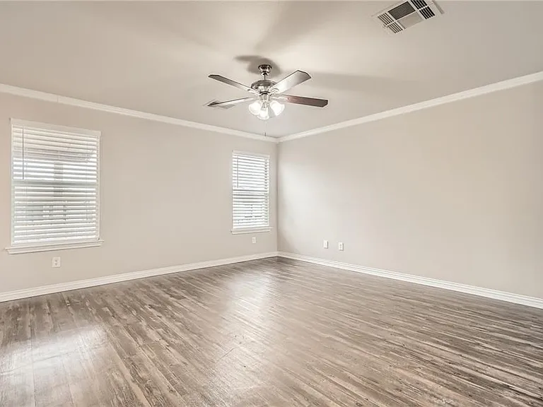 612 Copper Ct — Photo 5